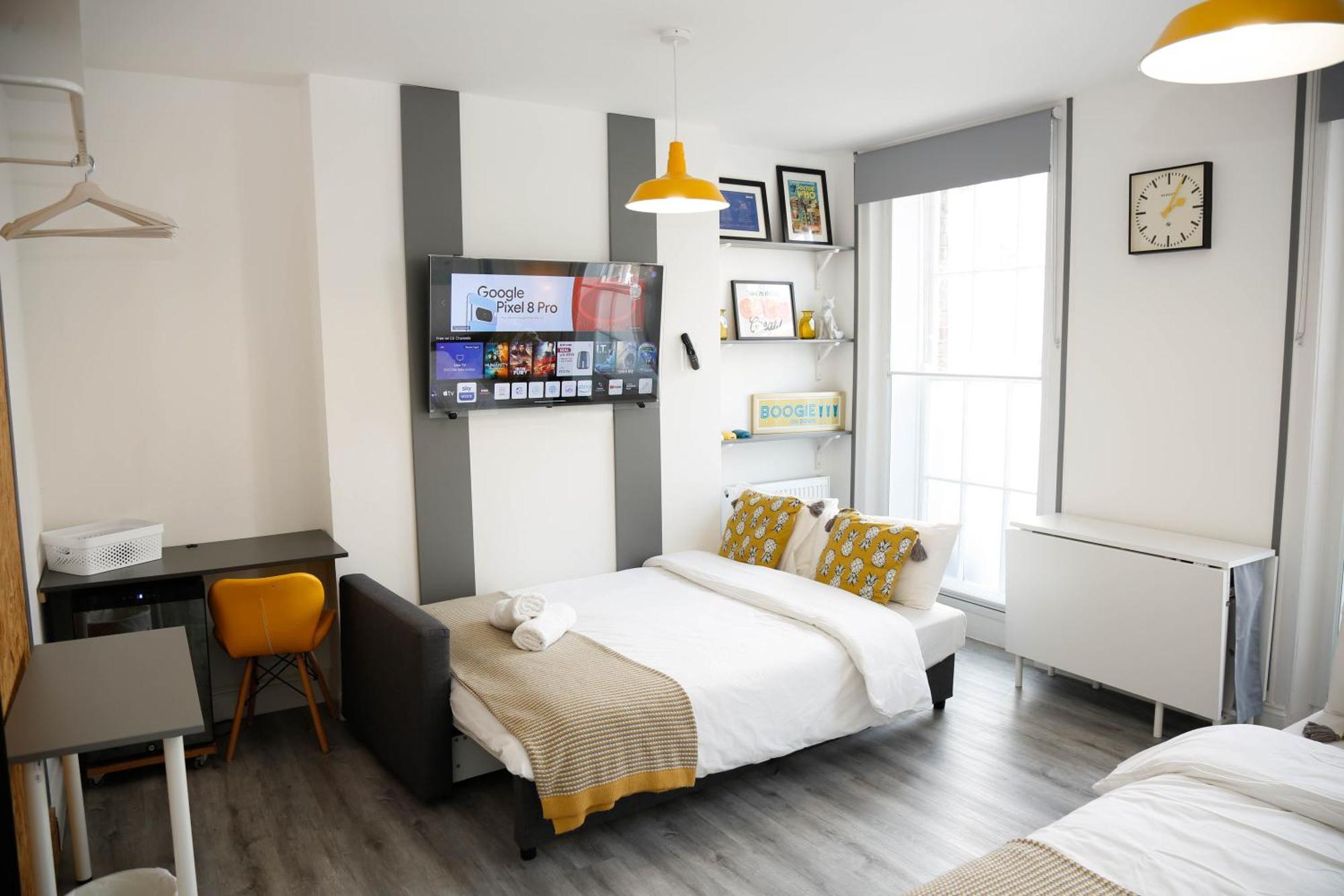 Luxury Rooms In Camden Town Near Shops, Cafes, Bars & Metro With Shared Bathrooms Londres Exterior foto