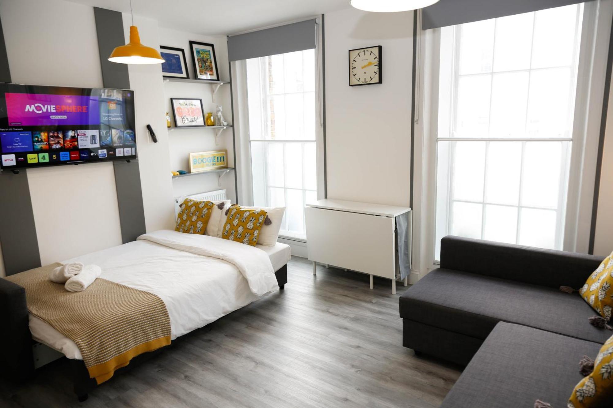Luxury Rooms In Camden Town Near Shops, Cafes, Bars & Metro With Shared Bathrooms Londres Exterior foto